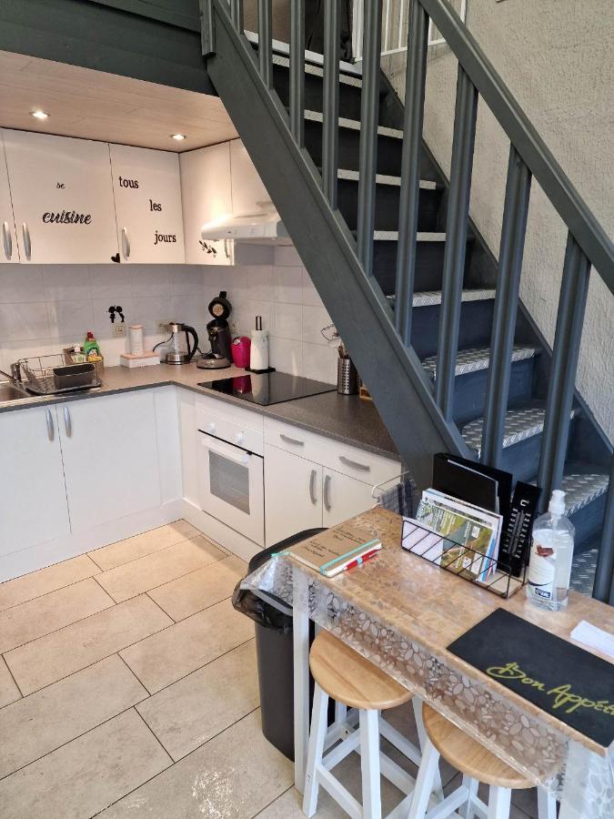 Cocon Douillet Avec Chaleur Ambiante Du Poele A Pellets Vila Hastiere-par-dela Exterior foto